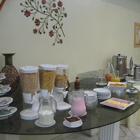 Altezza Apart Suites Мендоса Екстериор снимка