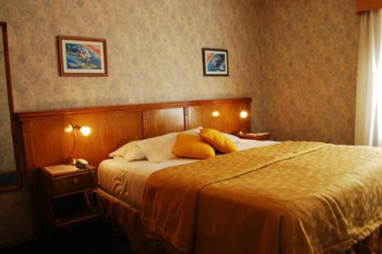 Altezza Apart Suites Мендоса Екстериор снимка