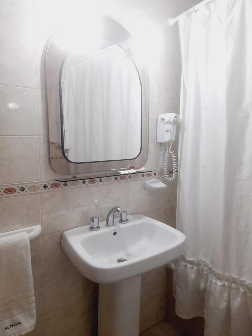 Altezza Apart Suites Мендоса Екстериор снимка
