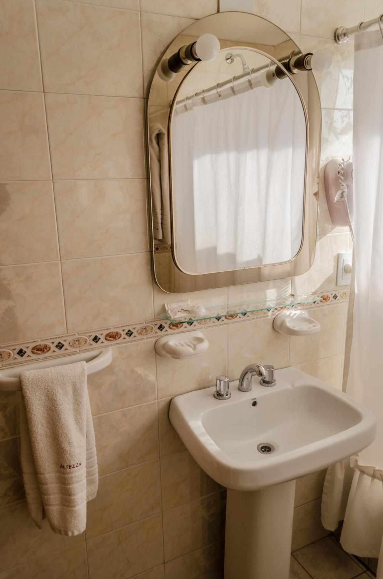 Altezza Apart Suites Мендоса Екстериор снимка