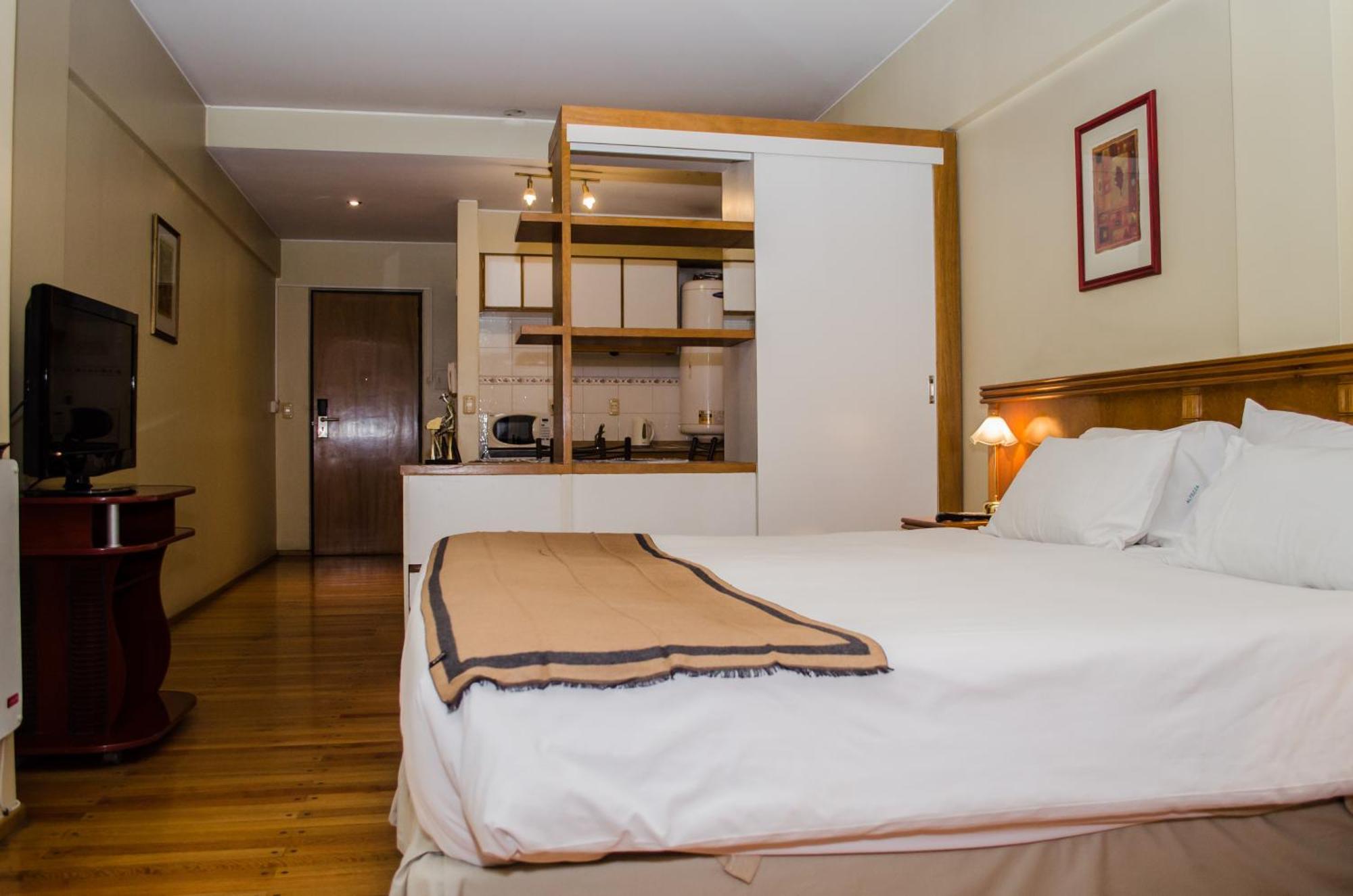 Altezza Apart Suites Мендоса Екстериор снимка