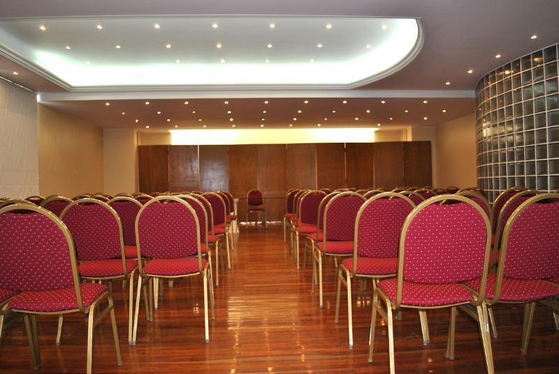 Altezza Apart Suites Мендоса Екстериор снимка