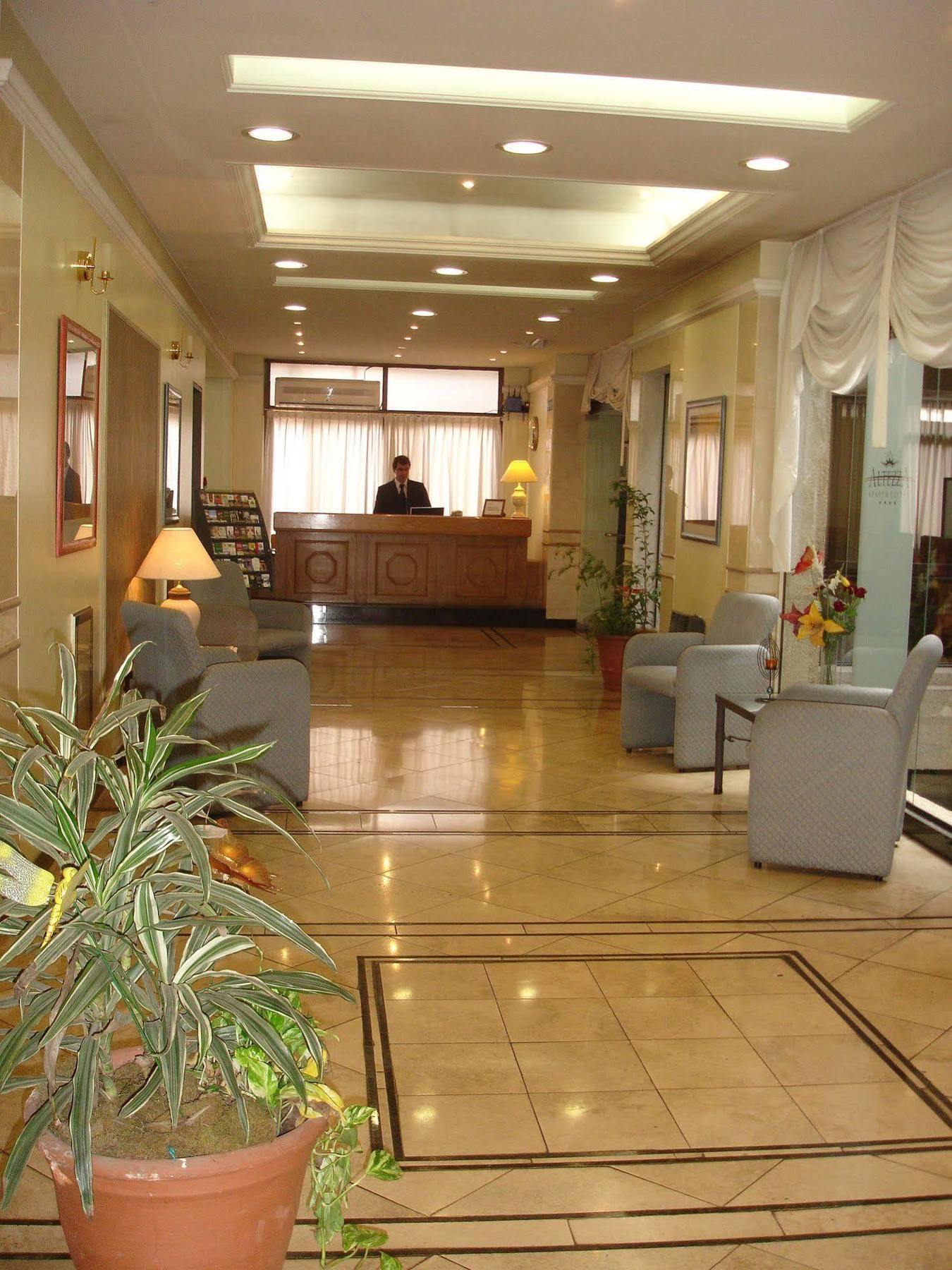Altezza Apart Suites Мендоса Екстериор снимка