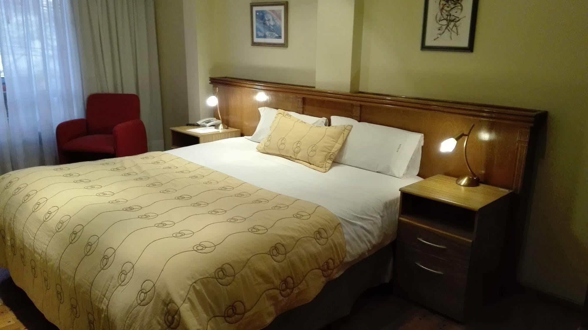 Altezza Apart Suites Мендоса Екстериор снимка
